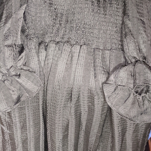 MADEWELL BLACK LONG MAXI DRESS W MID CAP SLEEVE SQUARE NECK LINE SILKY MATERIAL - Picture 3 of 4